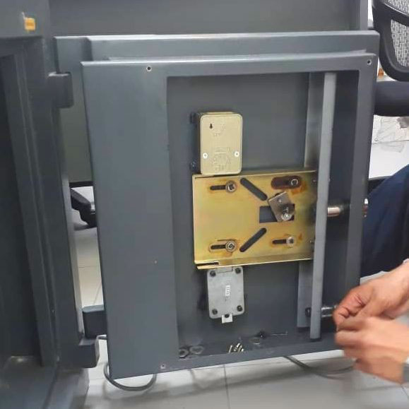 jasa service brankas